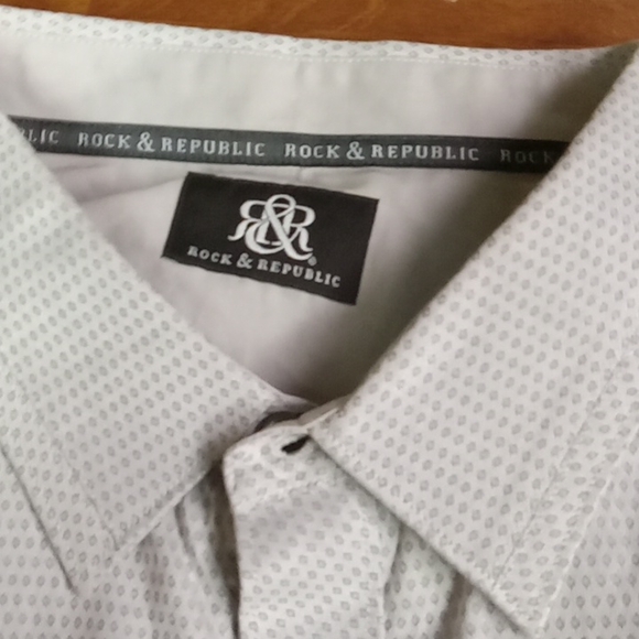 Playing Super sharp white and black button Rock Republic long sleeve men's extra - Picture 2 of 3